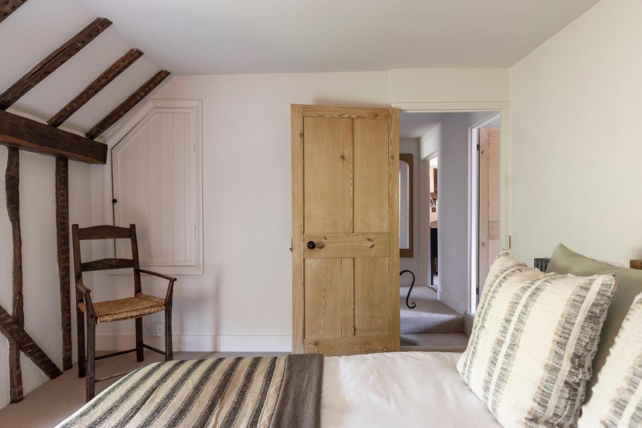 Cosy Cottage With Beautiful Garden, Hottub & Sauna Marden  Esterno foto